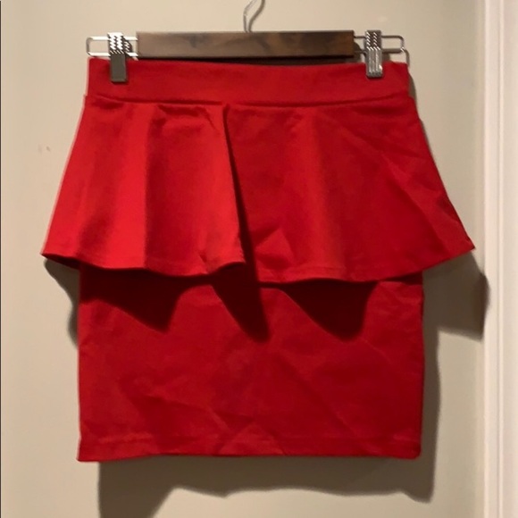Zara Red Peplum Skirt - Picture 3 of 6